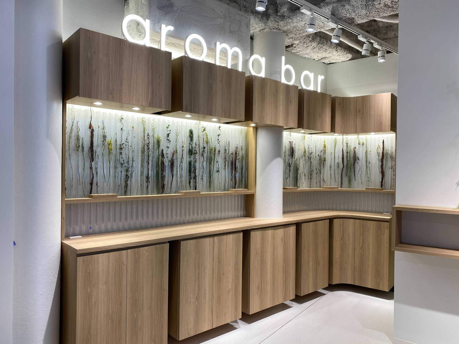 SHOP+SPA