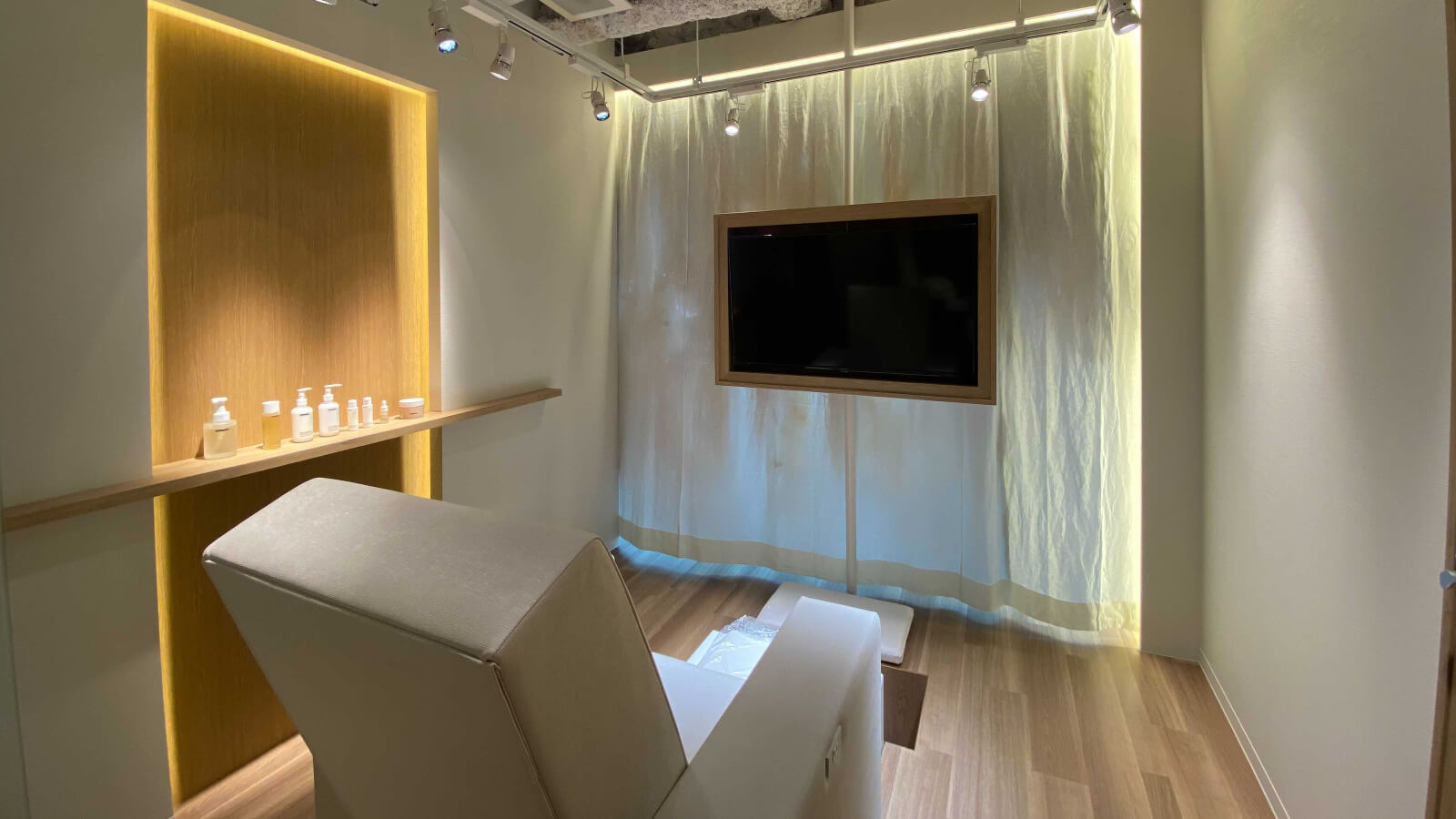 SHOP+SPA