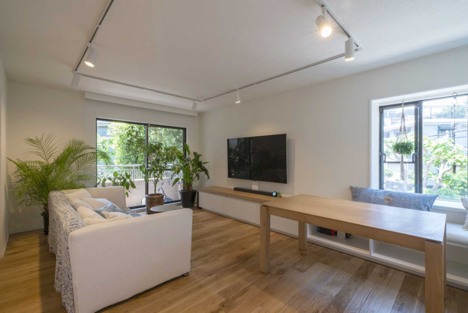 RENOVATION